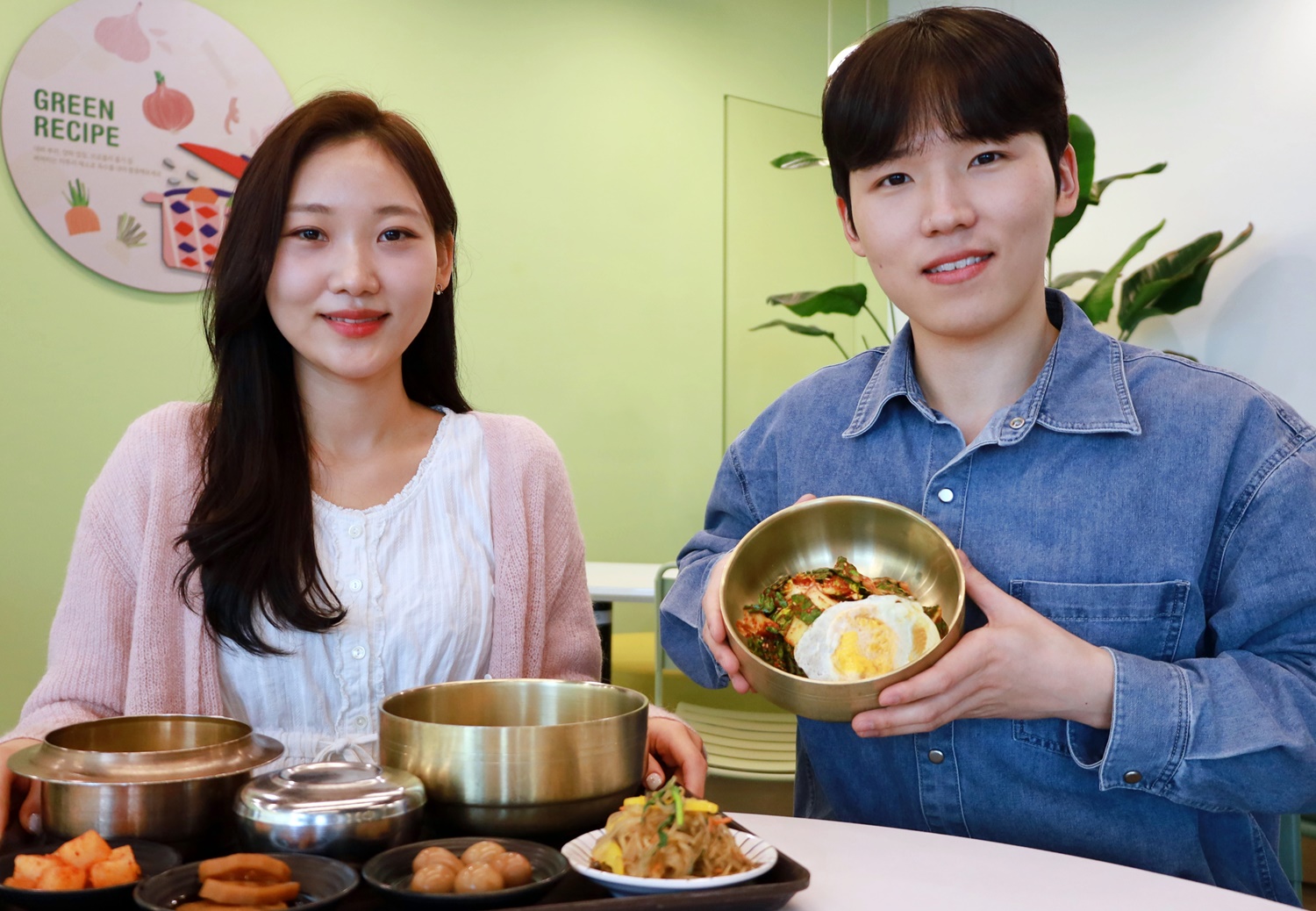 삼성웰스토리, 전국 270여 개 구내식당서 봄동 메뉴 선보여 관련 이미지